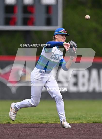 Thumbnail 1 in Hazen @ Liberty (3A KingCo District Baseball Tournament) photogallery.