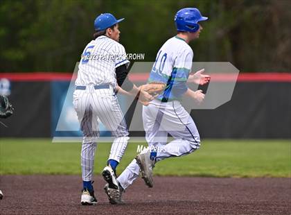 Thumbnail 3 in Hazen @ Liberty (3A KingCo District Baseball Tournament) photogallery.