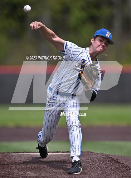 Thumbnail 3 in Hazen @ Liberty (3A KingCo District Baseball Tournament) photogallery.