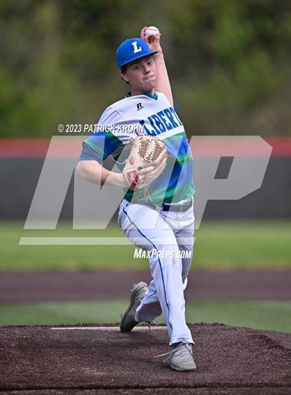 Thumbnail 1 in Hazen @ Liberty (3A KingCo District Baseball Tournament) photogallery.