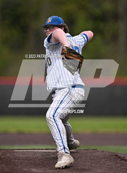 Thumbnail 1 in Hazen @ Liberty (3A KingCo District Baseball Tournament) photogallery.