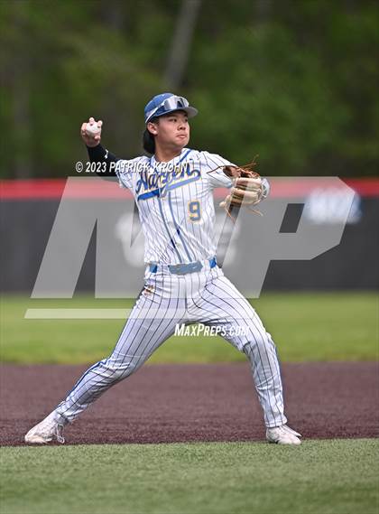 Thumbnail 2 in Hazen @ Liberty (3A KingCo District Baseball Tournament) photogallery.