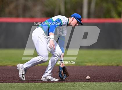 Thumbnail 3 in Hazen @ Liberty (3A KingCo District Baseball Tournament) photogallery.