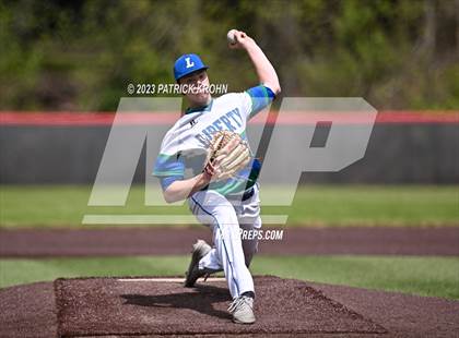 Thumbnail 2 in Hazen @ Liberty (3A KingCo District Baseball Tournament) photogallery.