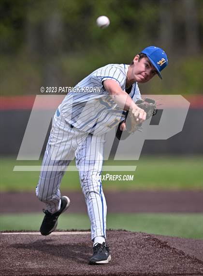 Thumbnail 1 in Hazen @ Liberty (3A KingCo District Baseball Tournament) photogallery.