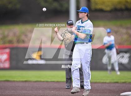 Thumbnail 2 in Hazen @ Liberty (3A KingCo District Baseball Tournament) photogallery.