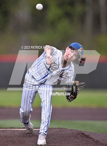 Thumbnail 3 in Hazen @ Liberty (3A KingCo District Baseball Tournament) photogallery.