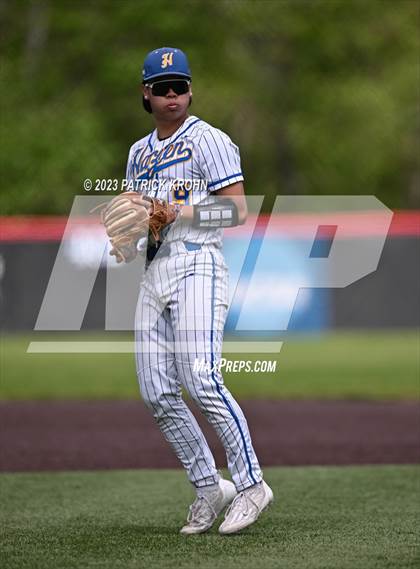 Thumbnail 3 in Hazen @ Liberty (3A KingCo District Baseball Tournament) photogallery.