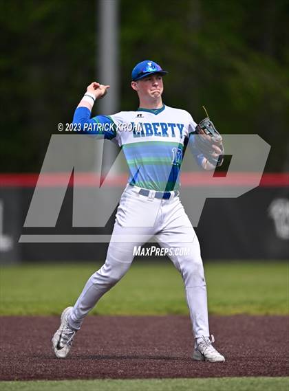 Thumbnail 2 in Hazen @ Liberty (3A KingCo District Baseball Tournament) photogallery.