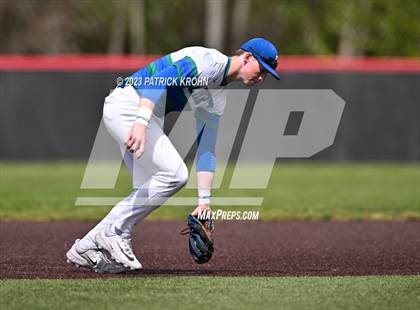 Thumbnail 1 in Hazen @ Liberty (3A KingCo District Baseball Tournament) photogallery.