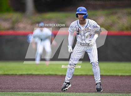 Thumbnail 2 in Hazen @ Liberty (3A KingCo District Baseball Tournament) photogallery.