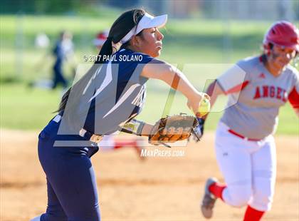 Thumbnail 1 in Incarnate Word Academy @ Holy Cross photogallery.