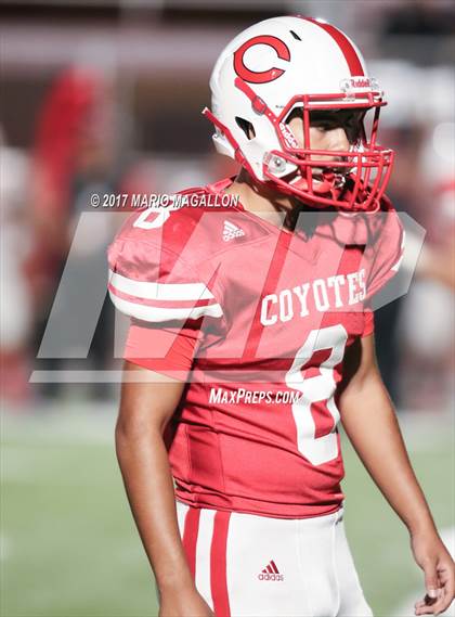 Thumbnail 3 in La Joya vs. Roma photogallery.