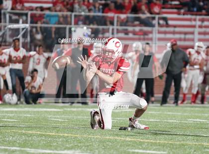 Thumbnail 2 in La Joya vs. Roma photogallery.