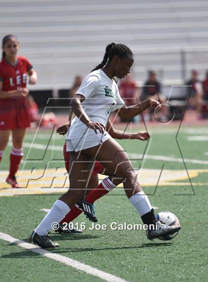 Thumbnail 1 in Lee [Robert E.] vs Reagan [Ronald] (Comalander Stadium) photogallery.