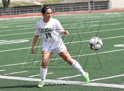 Thumbnail 1 in Lee [Robert E.] vs Reagan [Ronald] (Comalander Stadium) photogallery.