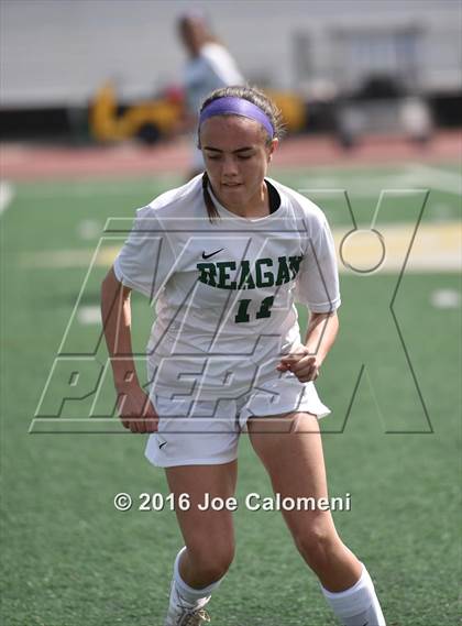 Thumbnail 2 in Lee [Robert E.] vs Reagan [Ronald] (Comalander Stadium) photogallery.