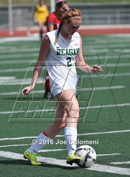 Thumbnail 1 in Lee [Robert E.] vs Reagan [Ronald] (Comalander Stadium) photogallery.