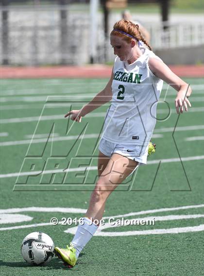 Thumbnail 1 in Lee [Robert E.] vs Reagan [Ronald] (Comalander Stadium) photogallery.