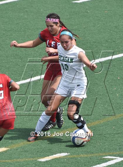 Thumbnail 2 in Lee [Robert E.] vs Reagan [Ronald] (Comalander Stadium) photogallery.