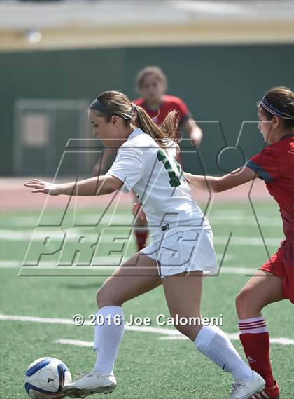 Thumbnail 3 in Lee [Robert E.] vs Reagan [Ronald] (Comalander Stadium) photogallery.