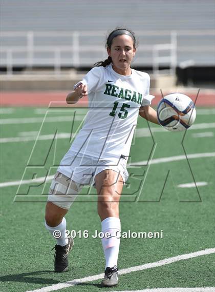 Thumbnail 2 in Lee [Robert E.] vs Reagan [Ronald] (Comalander Stadium) photogallery.