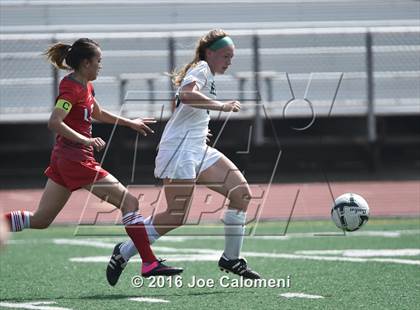 Thumbnail 1 in Lee [Robert E.] vs Reagan [Ronald] (Comalander Stadium) photogallery.