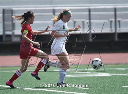 Thumbnail 3 in Lee [Robert E.] vs Reagan [Ronald] (Comalander Stadium) photogallery.