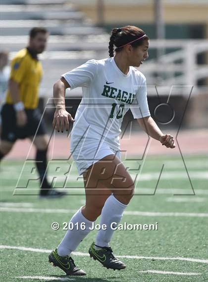 Thumbnail 2 in Lee [Robert E.] vs Reagan [Ronald] (Comalander Stadium) photogallery.