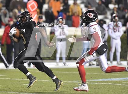 Thumbnail 3 in West Montgomery vs. Wallace-Rose Hill (NCHSAA 1AA Final) photogallery.