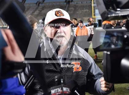 Thumbnail 2 in West Montgomery vs. Wallace-Rose Hill (NCHSAA 1AA Final) photogallery.