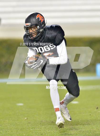 Thumbnail 2 in West Montgomery vs. Wallace-Rose Hill (NCHSAA 1AA Final) photogallery.