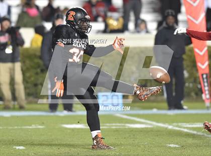 Thumbnail 3 in West Montgomery vs. Wallace-Rose Hill (NCHSAA 1AA Final) photogallery.