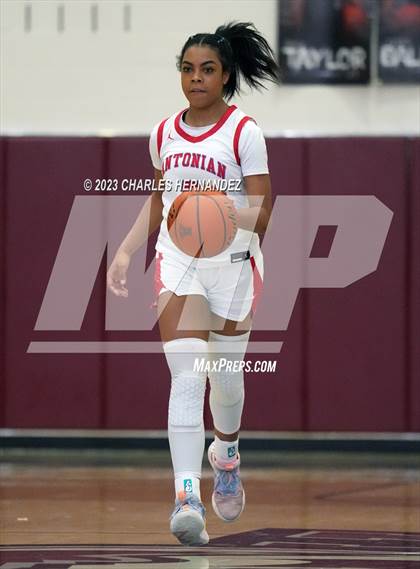 Thumbnail 3 in Antonian Prep vs. Parish Episcopal (TAPPS 6A Regional Final) photogallery.