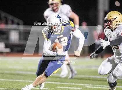 Thumbnail 3 in Xaverian Brothers vs. Boston College High photogallery.
