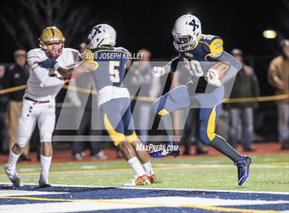 Thumbnail 2 in Xaverian Brothers vs. Boston College High photogallery.