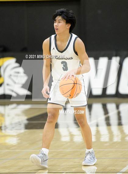 Thumbnail 3 in Vista vs. Aliso Niguel (Feast Week Tournament) photogallery.