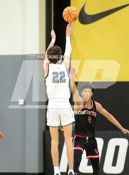 Thumbnail 1 in Vista vs. Aliso Niguel (Feast Week Tournament) photogallery.
