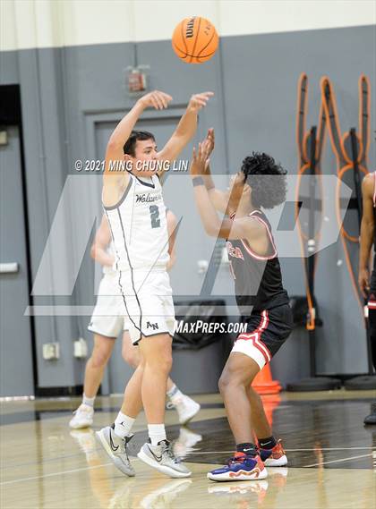 Thumbnail 3 in Vista vs. Aliso Niguel (Feast Week Tournament) photogallery.