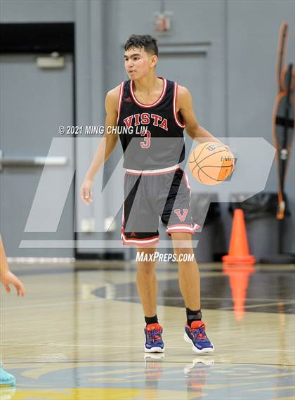 Thumbnail 1 in Vista vs. Aliso Niguel (Feast Week Tournament) photogallery.