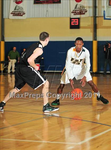 Thumbnail 1 in Roosevelt vs. Spackenkill photogallery.