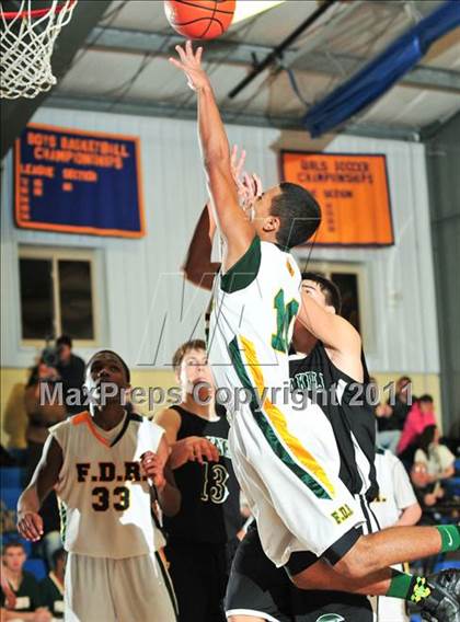 Thumbnail 3 in Roosevelt vs. Spackenkill photogallery.