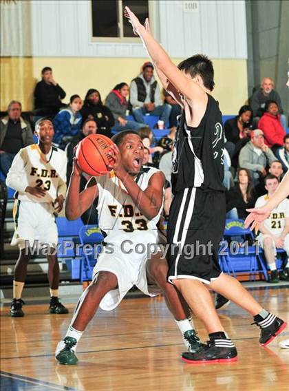 Thumbnail 1 in Roosevelt vs. Spackenkill photogallery.