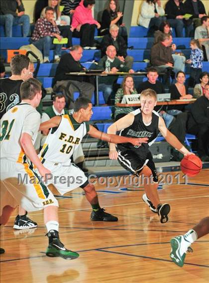 Thumbnail 3 in Roosevelt vs. Spackenkill photogallery.