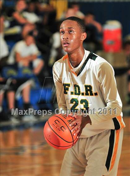 Thumbnail 2 in Roosevelt vs. Spackenkill photogallery.