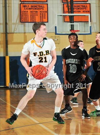 Thumbnail 1 in Roosevelt vs. Spackenkill photogallery.