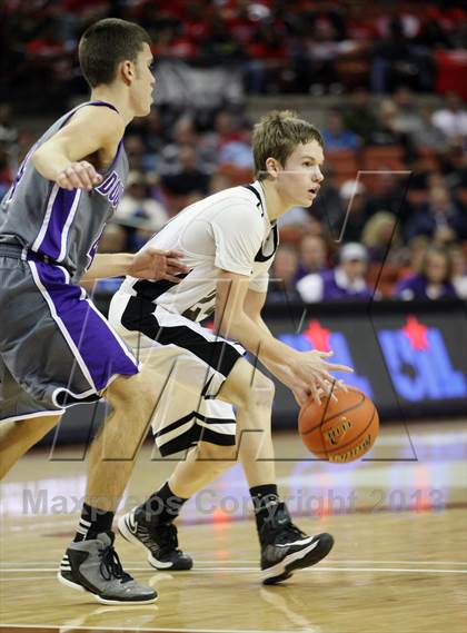 Thumbnail 2 in Water Valley vs. Douglass (UIL 1A Semifinal) photogallery.