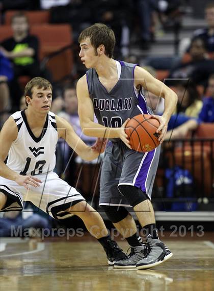 Thumbnail 3 in Water Valley vs. Douglass (UIL 1A Semifinal) photogallery.