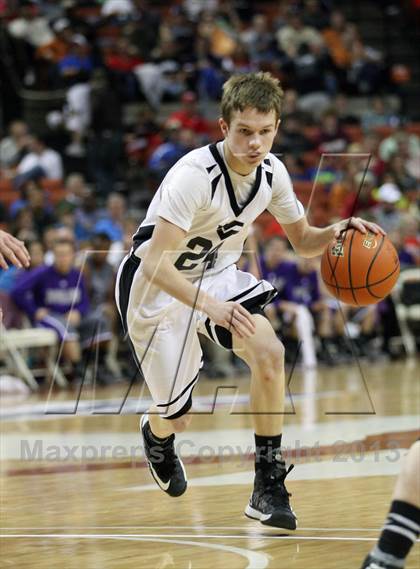Thumbnail 1 in Water Valley vs. Douglass (UIL 1A Semifinal) photogallery.