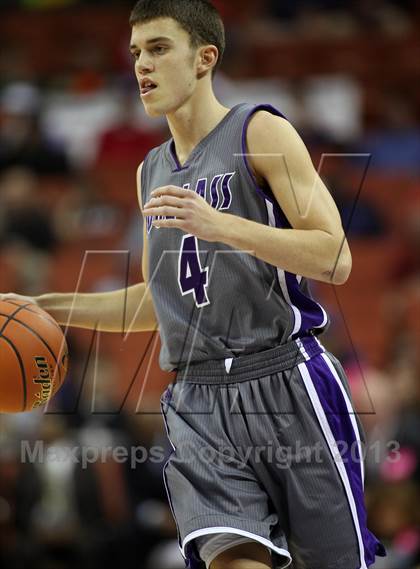 Thumbnail 3 in Water Valley vs. Douglass (UIL 1A Semifinal) photogallery.